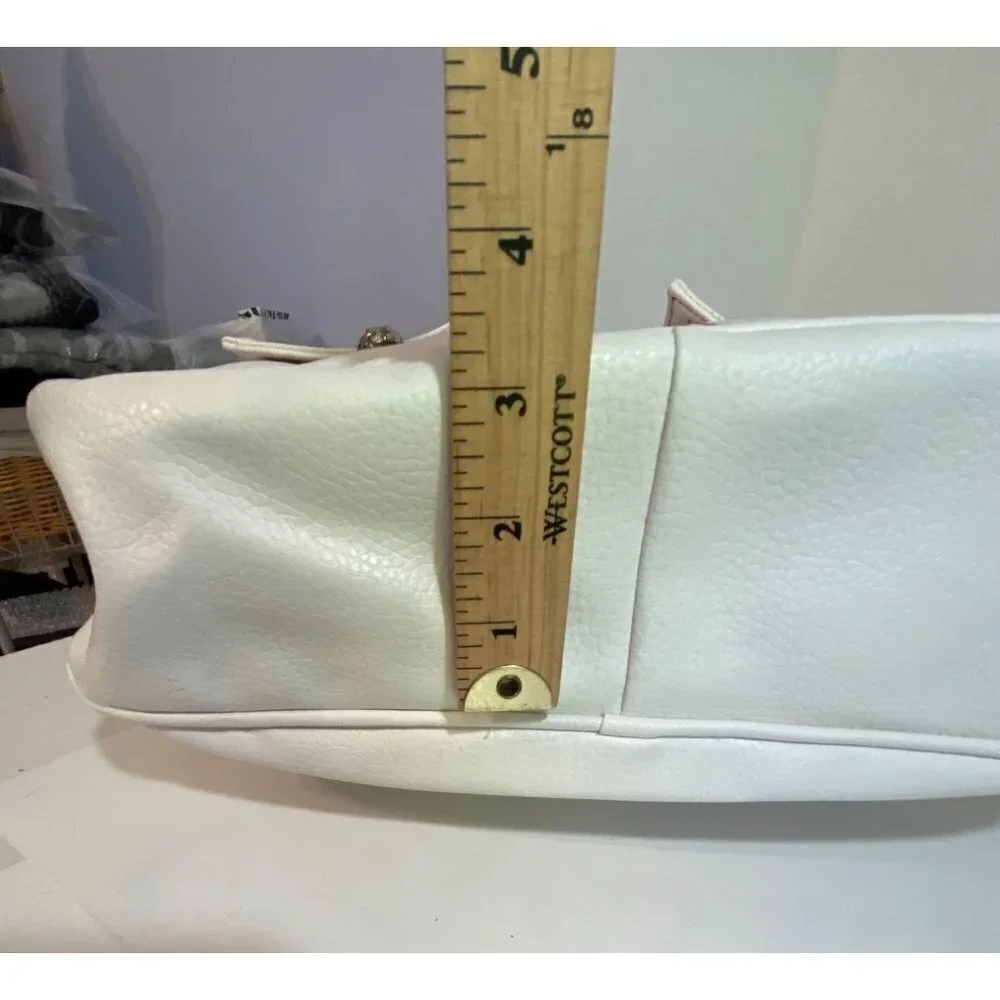 White Shoulder Bag Multiple Compartments Silver Hardware‎ Adjustable Straps NWOT